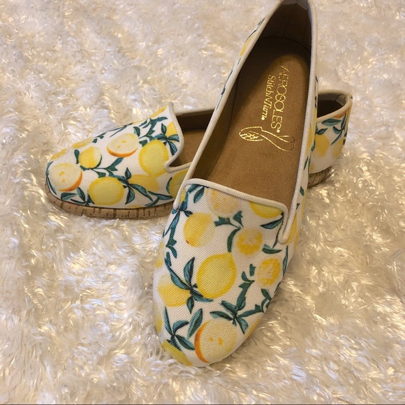 AEROSOLES Shoes - Aerosoles Lemon Loafers Size 6